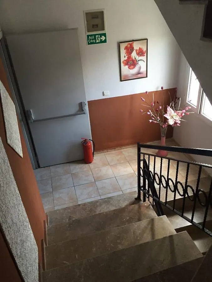 Selis Otel Сеферихисар 0*,